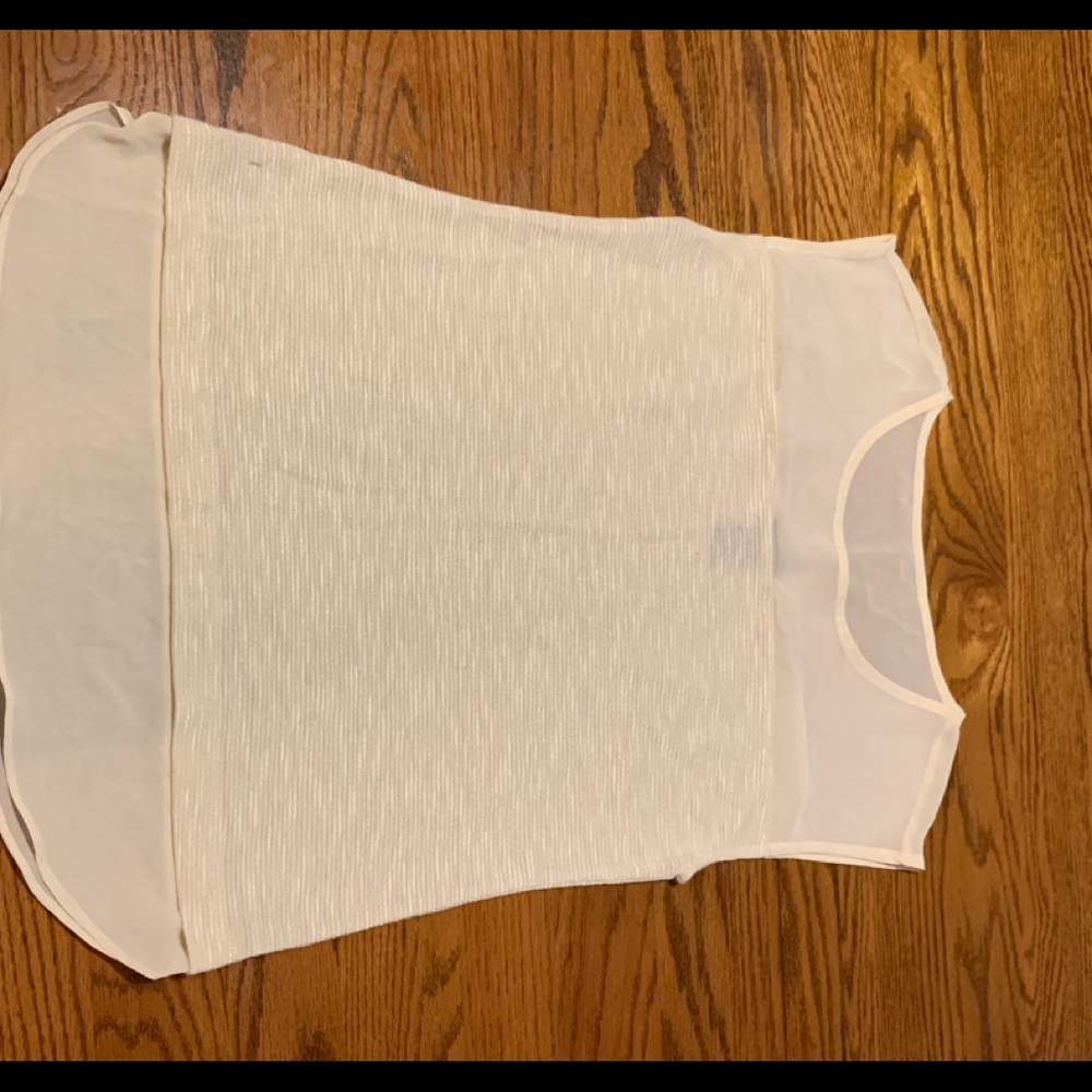 Ann Taylor Cream sleeveless shirt